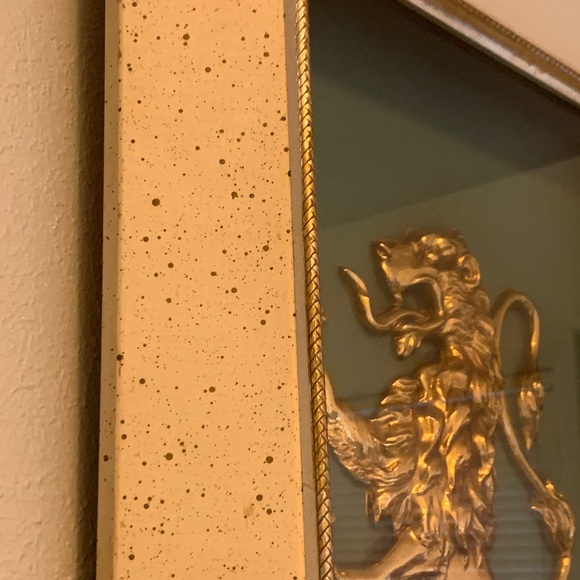 RETRO 1950s SET OF GOLD LIONS FRAMED IN TEAL BKGRD - Picture 2 of 7